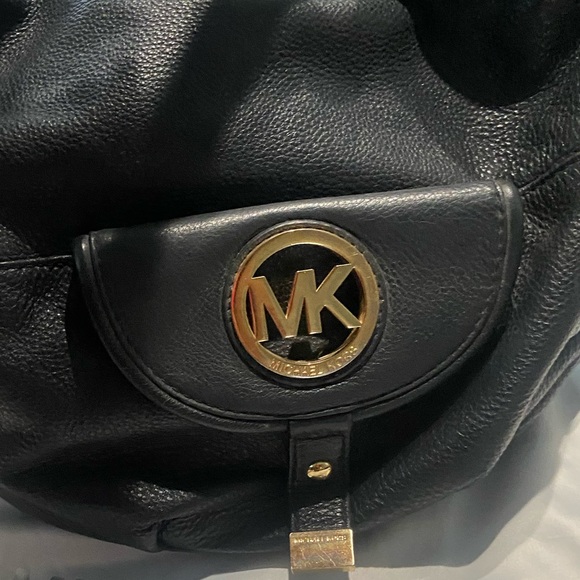 MICHAEL KORS Black Pebble Leather Hobo - Picture 5 of 8